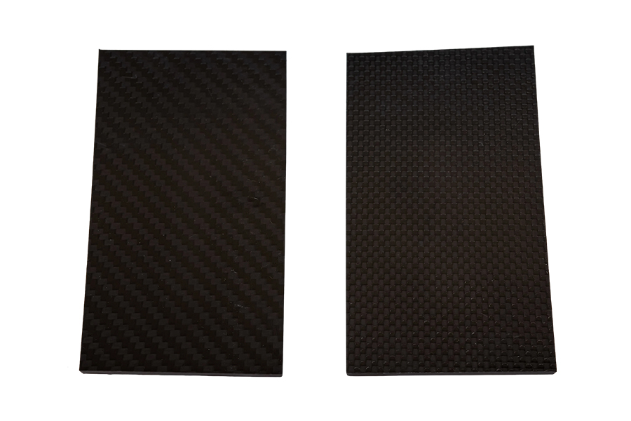 Which is better, carbon fiber board or carbon fiber cloth